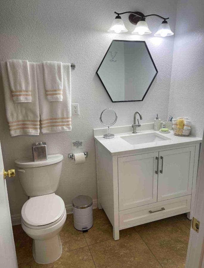 Cozy Studio…With Private Entrance Las Vegas Eksteriør billede